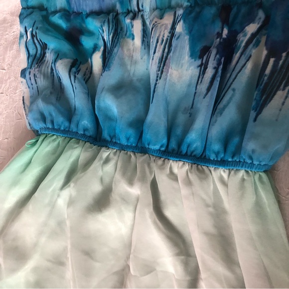 Forever 21 Strapless Watercolor Dress (Size S) - Picture 4 of 9